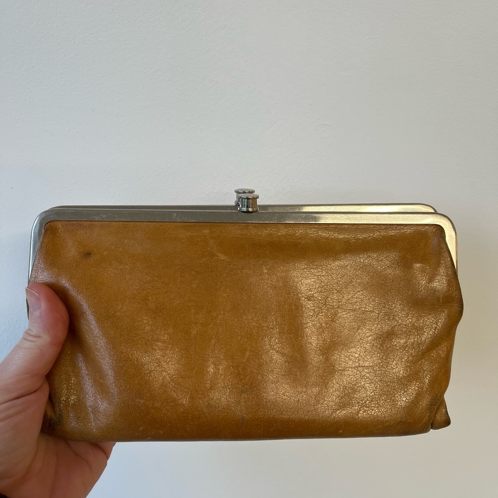 Hobo Clutch